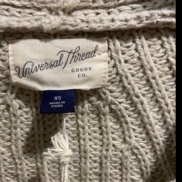 Universal Thread Cream Knit Long Sleeve Top - Women's XS - Picture 3 of 3